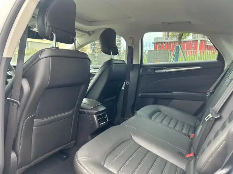 2013 Ford Mondeo 1.5L GTDi180 Fashion Edition — миниатюра 10