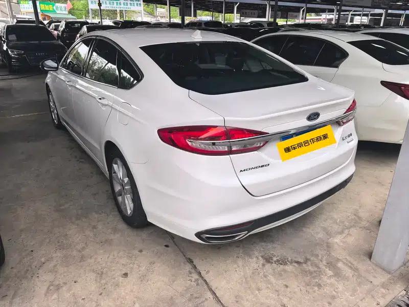 2018 Ford Mondeo EcoBoost 200 Fashion Edition — миниатюра 4