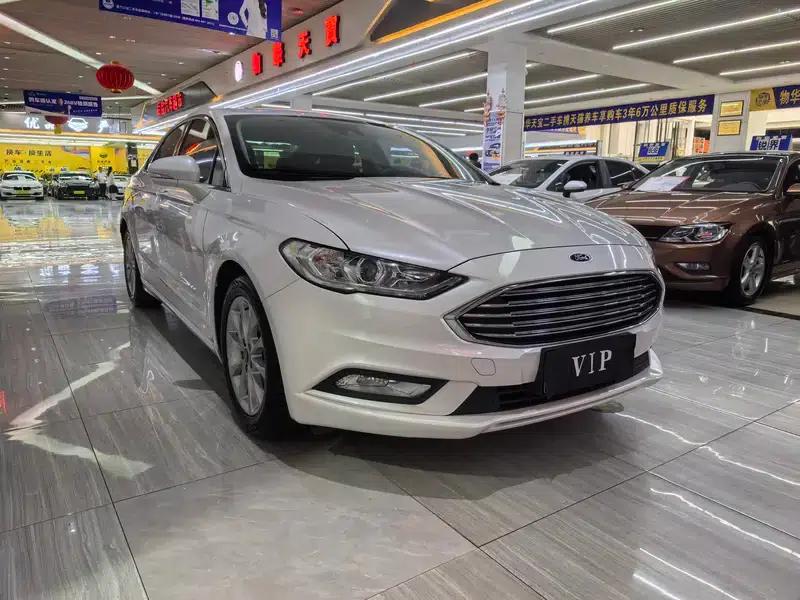2017 Ford Mondeo EcoBoost 180 Comfort — миниатюра 3