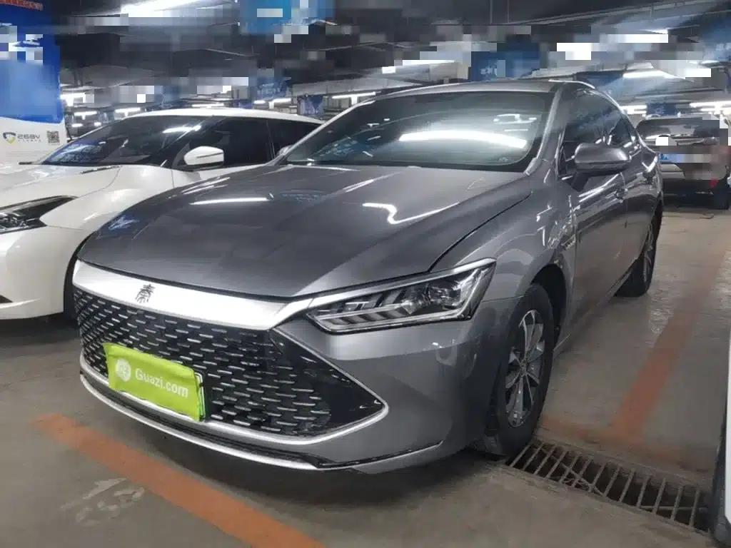 Qin PLUS 2023 Champion Edition DM-i 55KM Leading Model — миниатюра 2