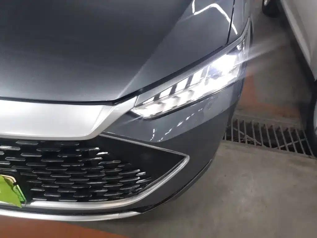 Qin PLUS 2023 Champion Edition DM-i 55KM Leading Model — миниатюра 24