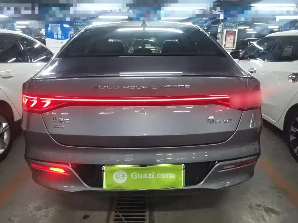 Qin PLUS 2023 Champion Edition DM-i 55KM Leading Model — миниатюра 6