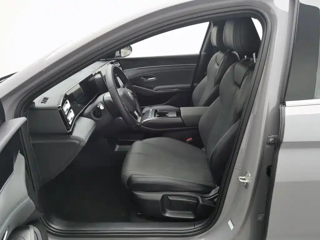 Qin L 2026 DM-i 128KM Progressive Edition — миниатюра 10