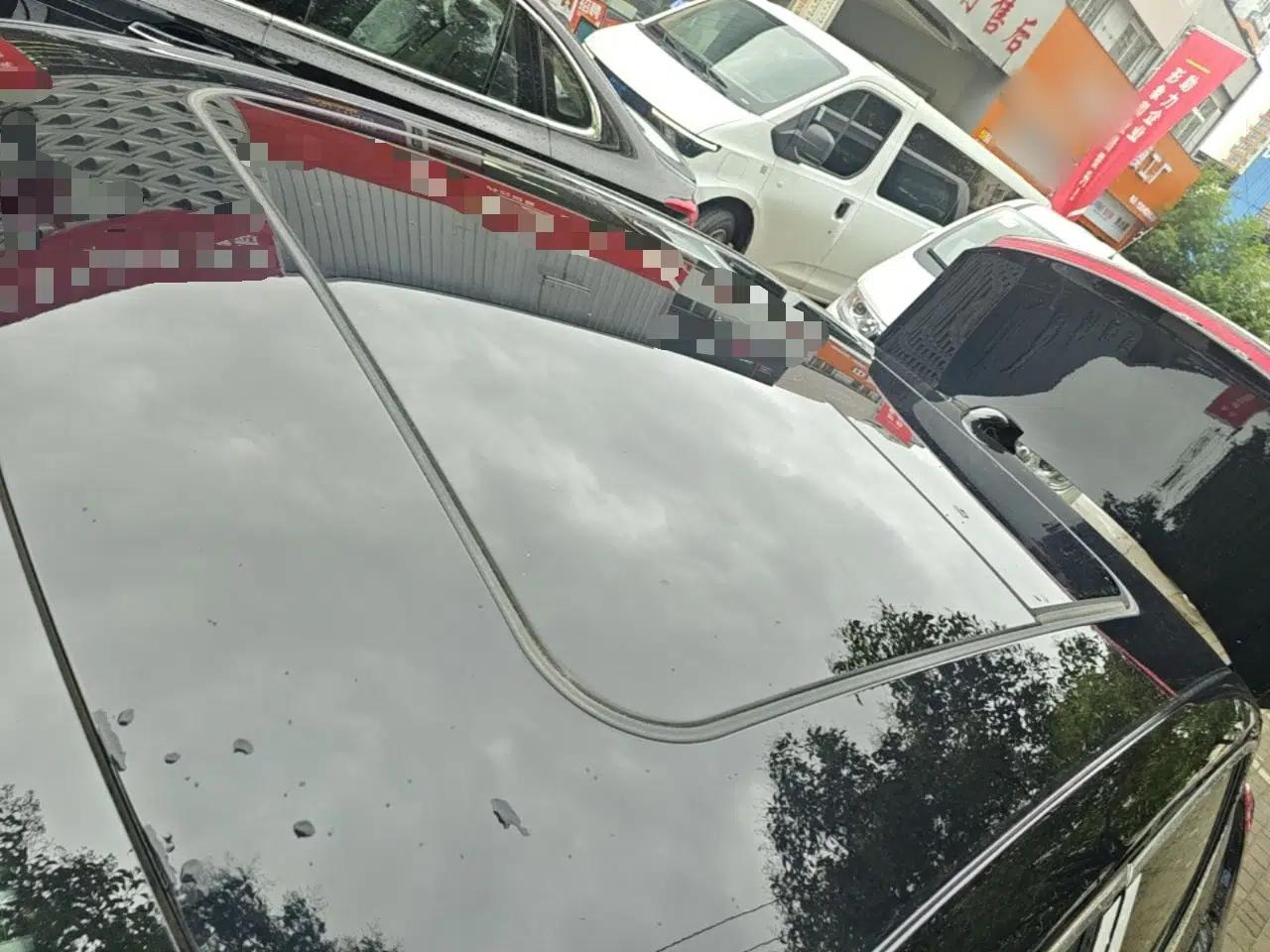 Hongqi H5 2025 2.0T Automatic Flag Edition – 500 000 Units Commemorative Version — миниатюра 7