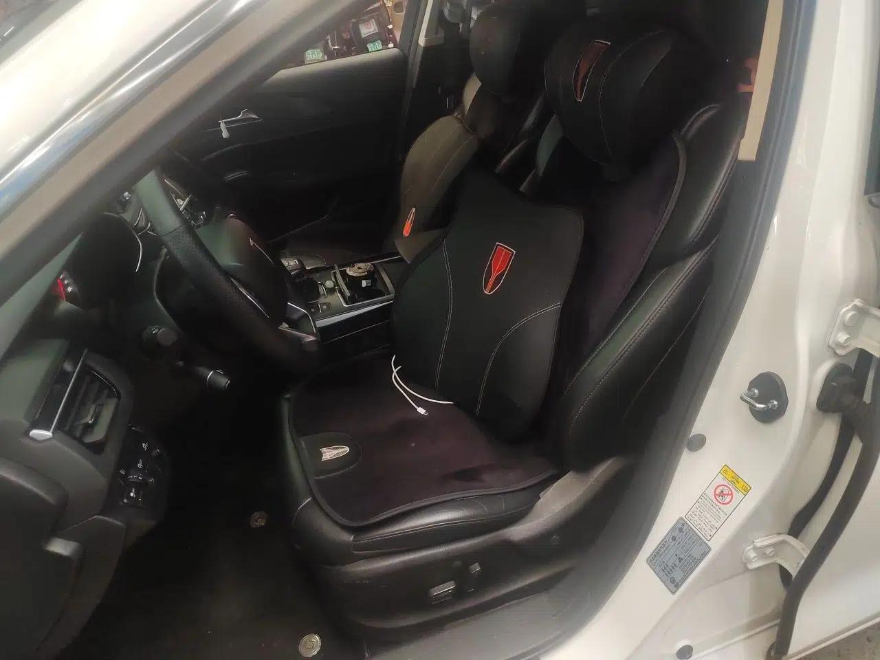 Hongqi H5 2022 Classic Model 1.5T DCT Flagship Edition — миниатюра 15