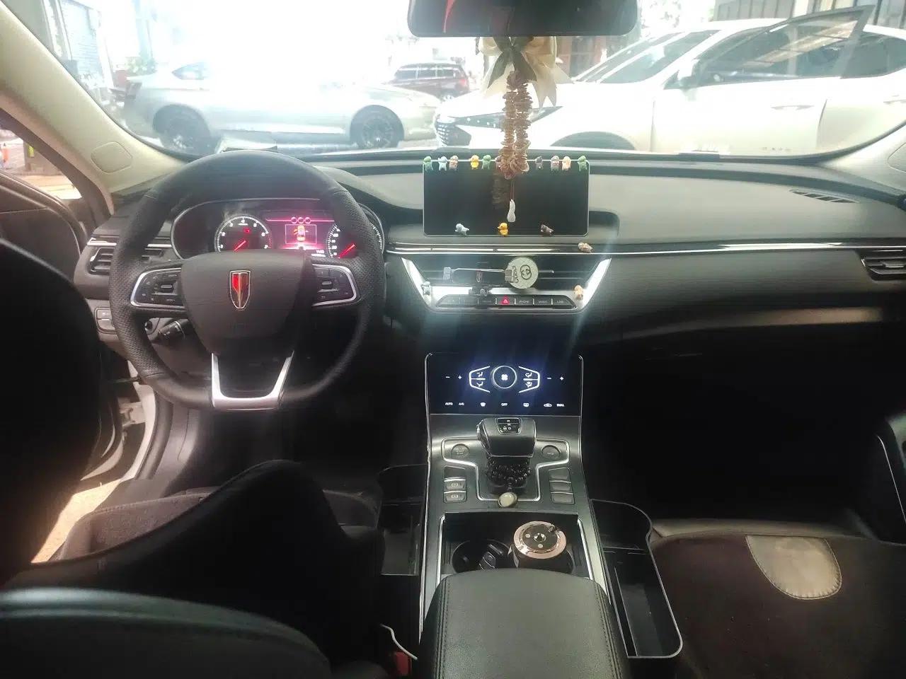 Hongqi H5 2022 Classic Model 1.5T DCT Flagship Edition — миниатюра 9