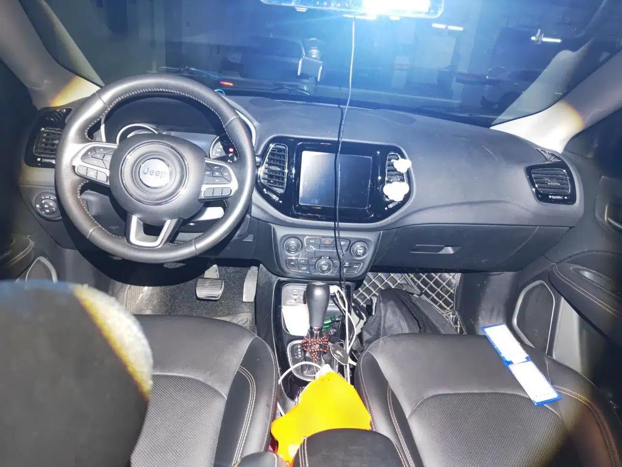 Jeep Compass 2020 220T Automatic Elite Edition — миниатюра 9