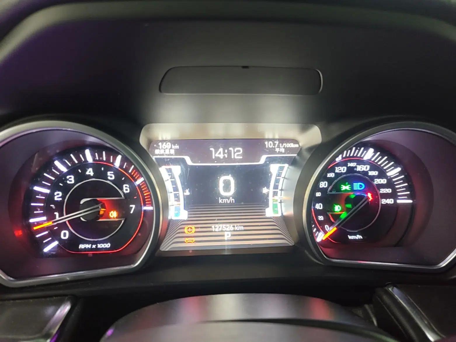 Jeep Grand Commander 2018 2.0T Four-Wheel Drive Smart Enjoyment Version China V Emission Standard — миниатюра 14