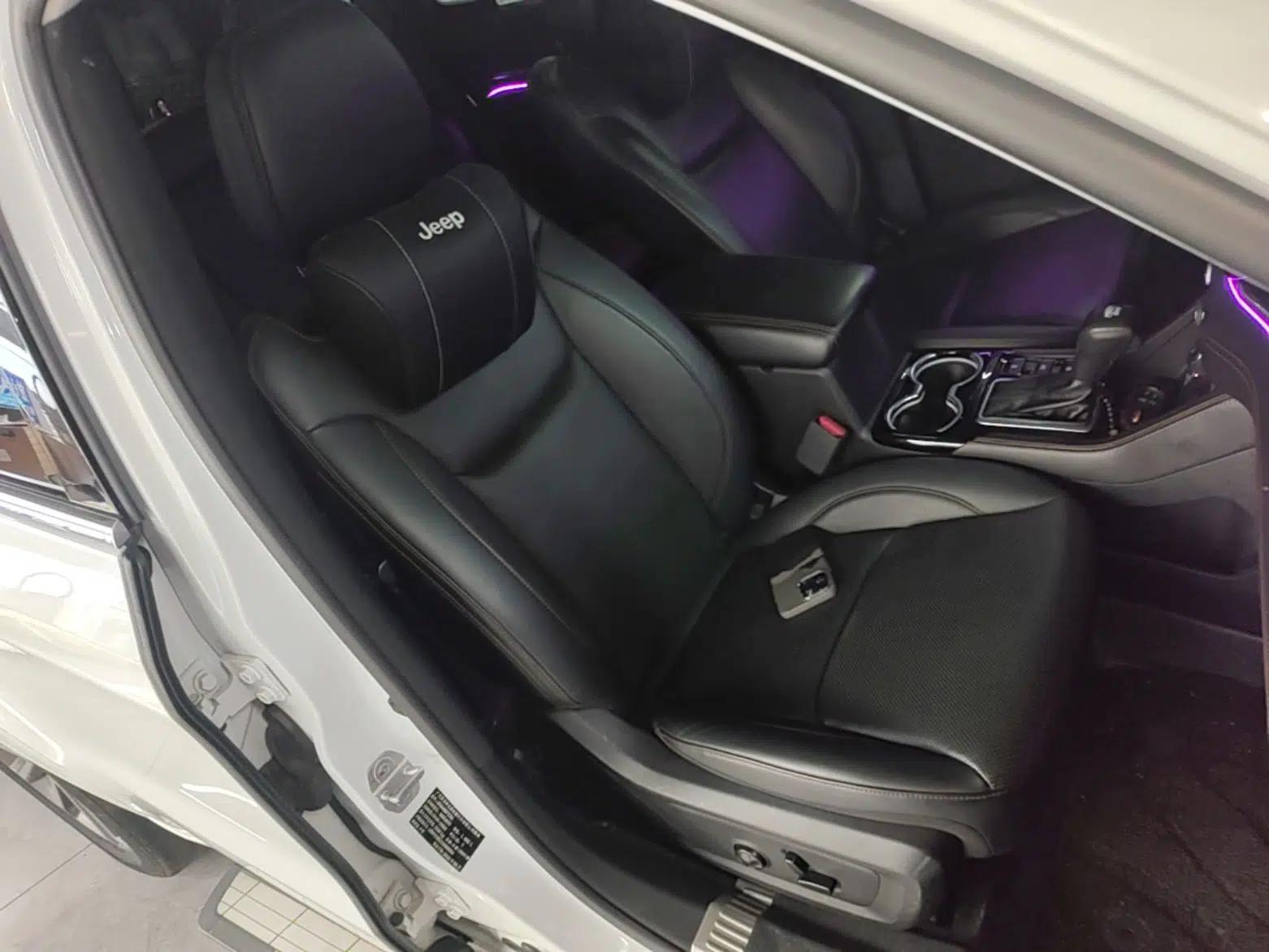 Jeep Grand Commander 2018 2.0T Four-Wheel Drive Smart Enjoyment Version China V Emission Standard — миниатюра 19