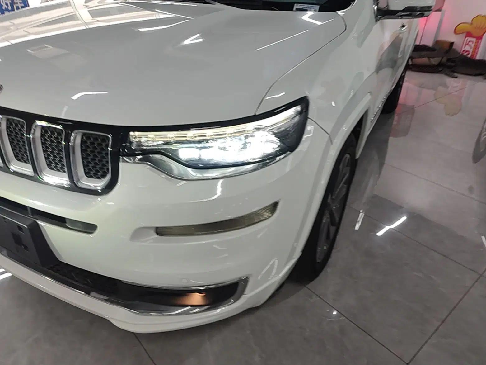 Jeep Grand Commander 2018 2.0T Four-Wheel Drive Smart Enjoyment Version China V Emission Standard — миниатюра 8