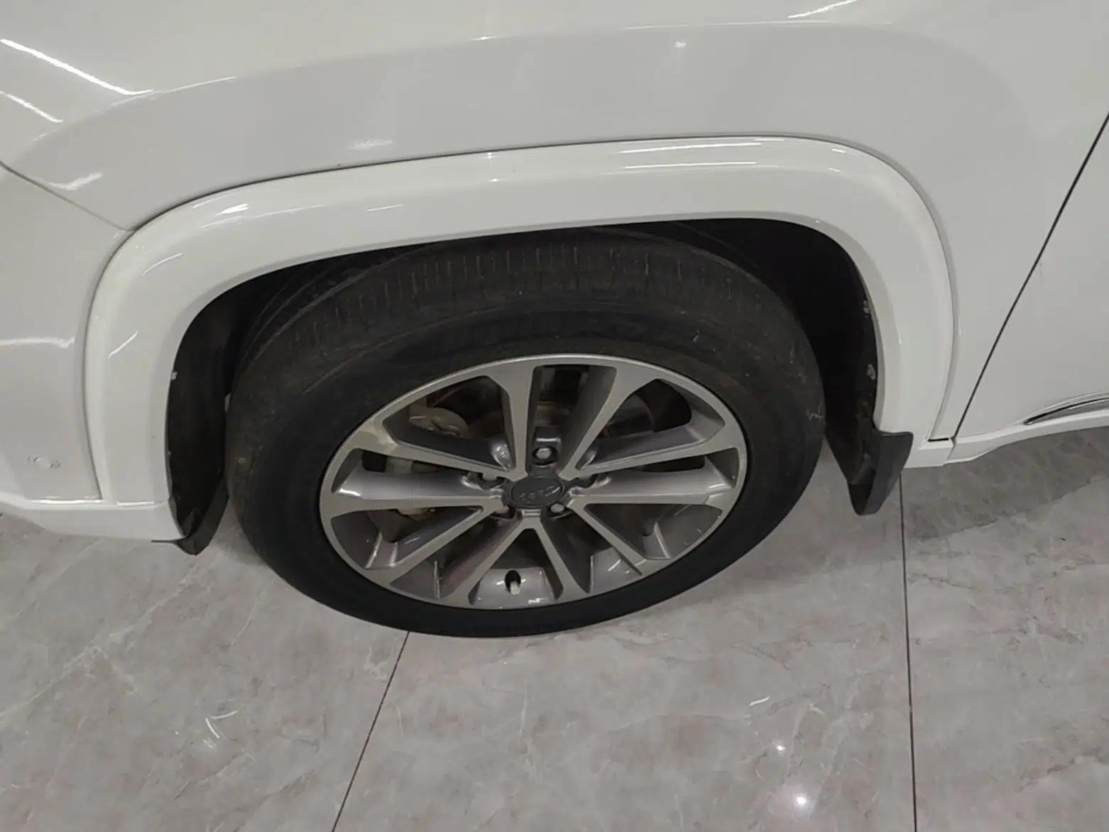 Jeep Grand Commander 2018 2.0T Four-Wheel Drive Smart Enjoyment Version China V Emission Standard — миниатюра 10