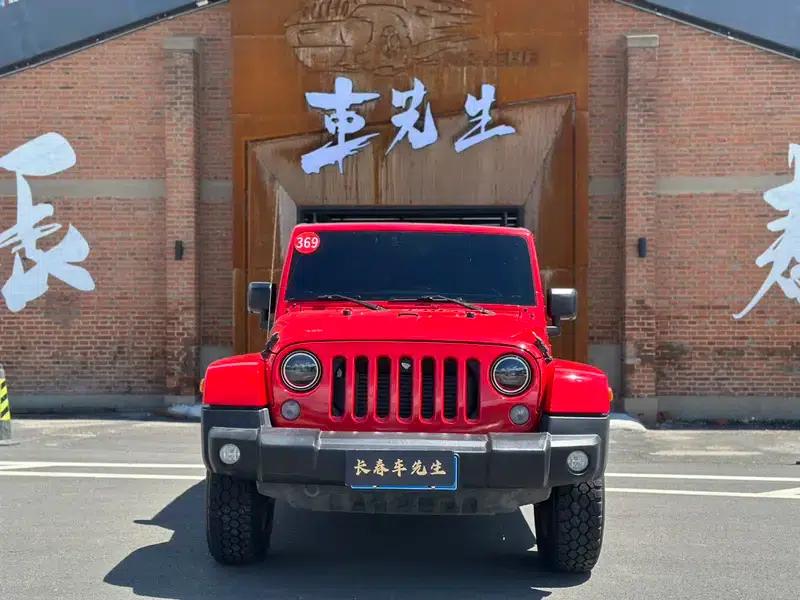 2015 Jeep Wrangler 2.8TD Sahara 4-Door — миниатюра 2