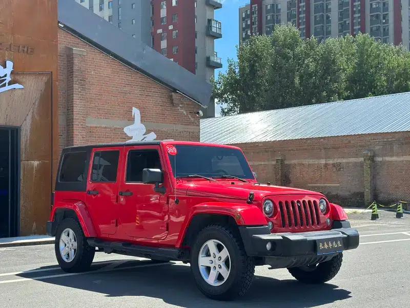 2015 Jeep Wrangler 2.8TD Sahara 4-Door — миниатюра 3
