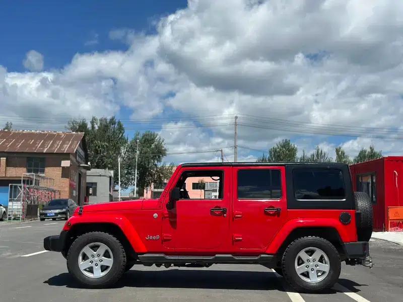 2015 Jeep Wrangler 2.8TD Sahara 4-Door — миниатюра 4
