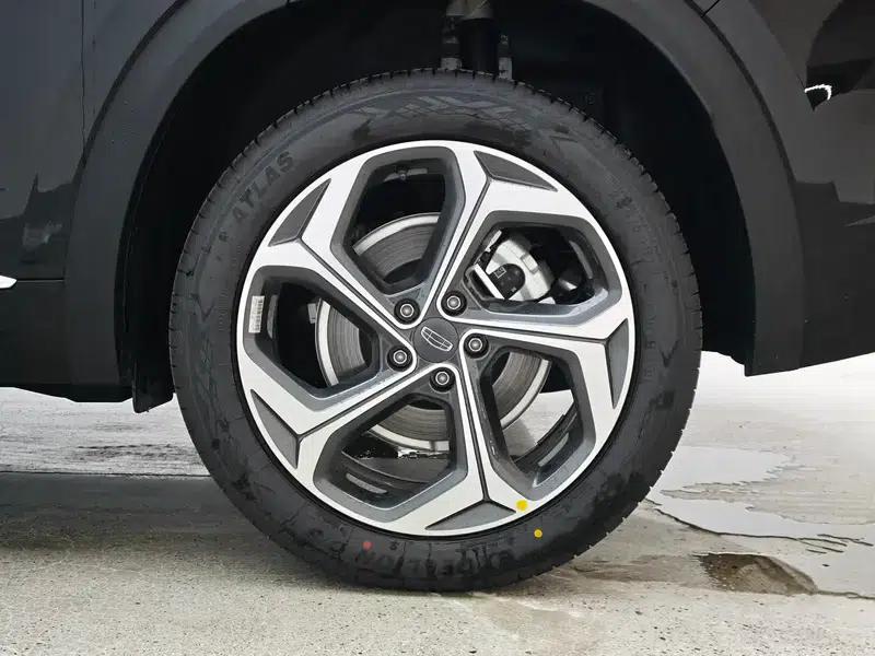 Geely Xingyue L 2024 2.0TD DCT EVO 2WD Long Wind Edition — миниатюра 9
