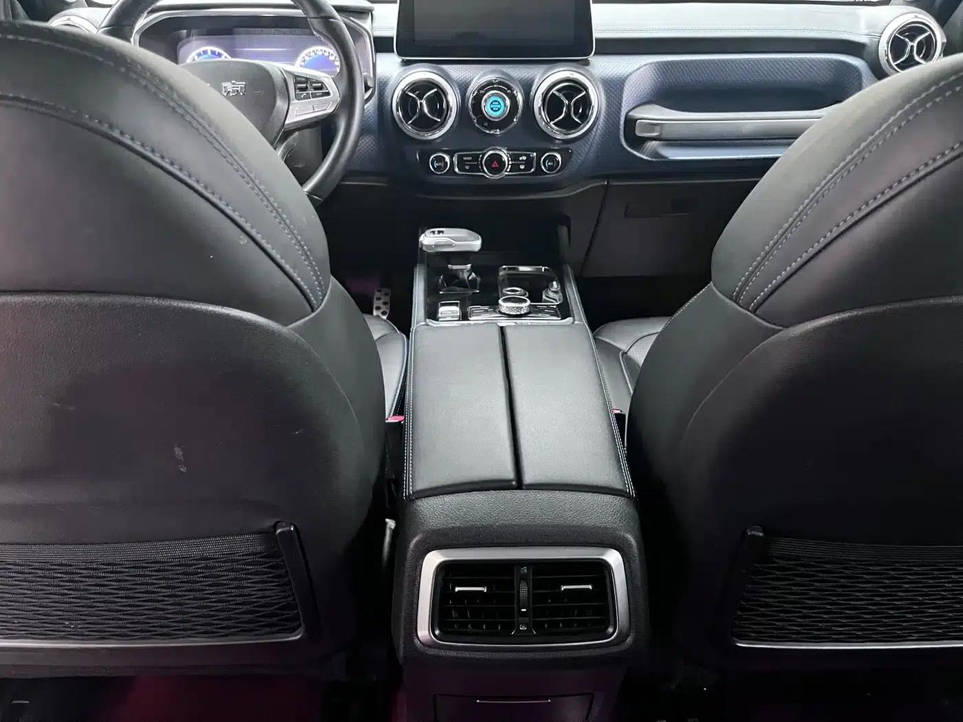Beijing BJ40 2021 2.0D Automatic 4WD Blade Hero Edition (Hero Model) — миниатюра 10