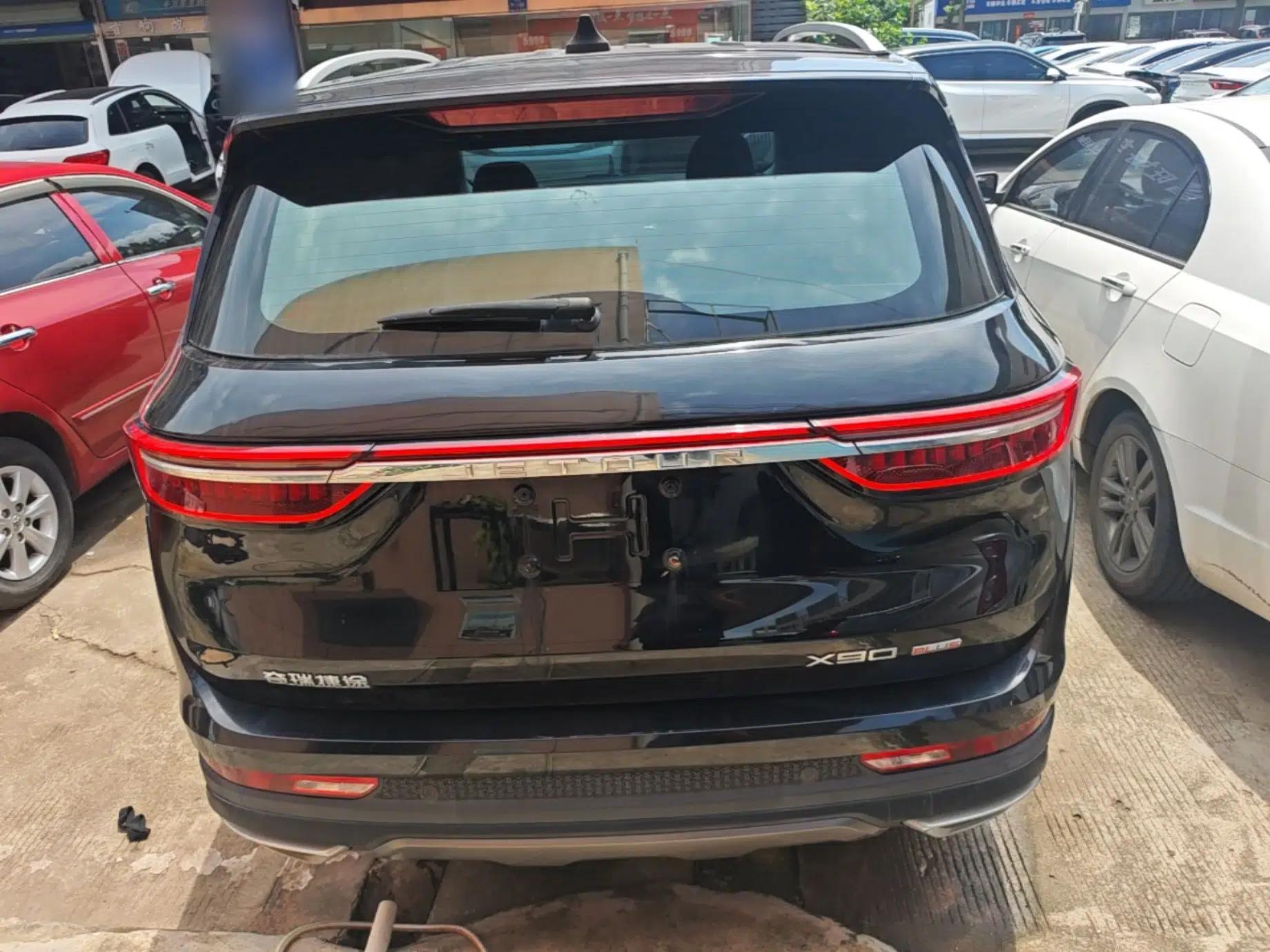 JETOUR X90 PLUS 2021 1.5T Manual "Yangfang" 5-Seater — миниатюра 5