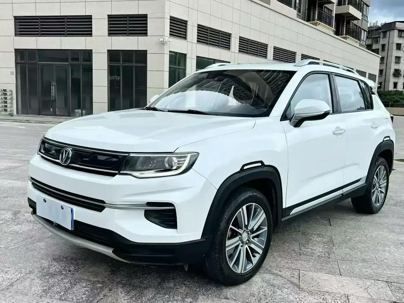 Changan CS35PLUS 2019 1.6L Automatic Connected Edition — миниатюра 1