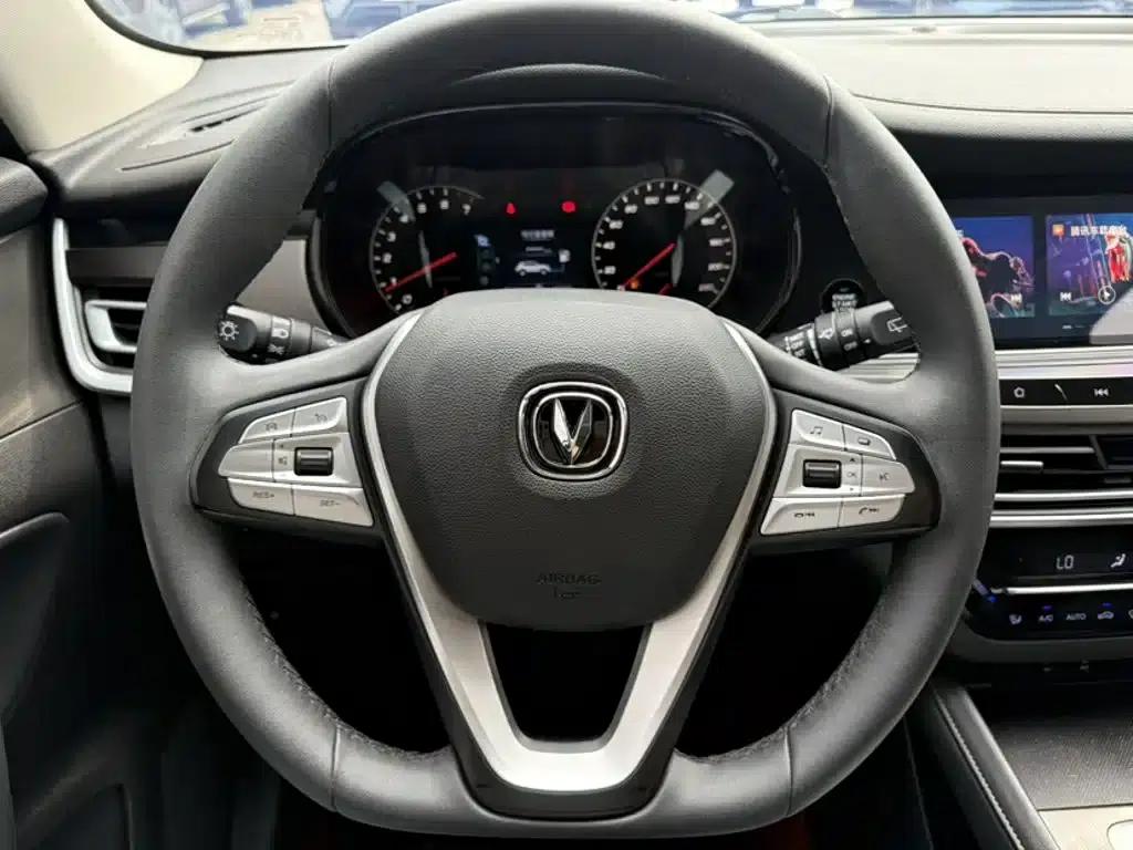 Changan CS35PLUS 2019 1.4T DCT Connected Blue Whale Edition — миниатюра 3