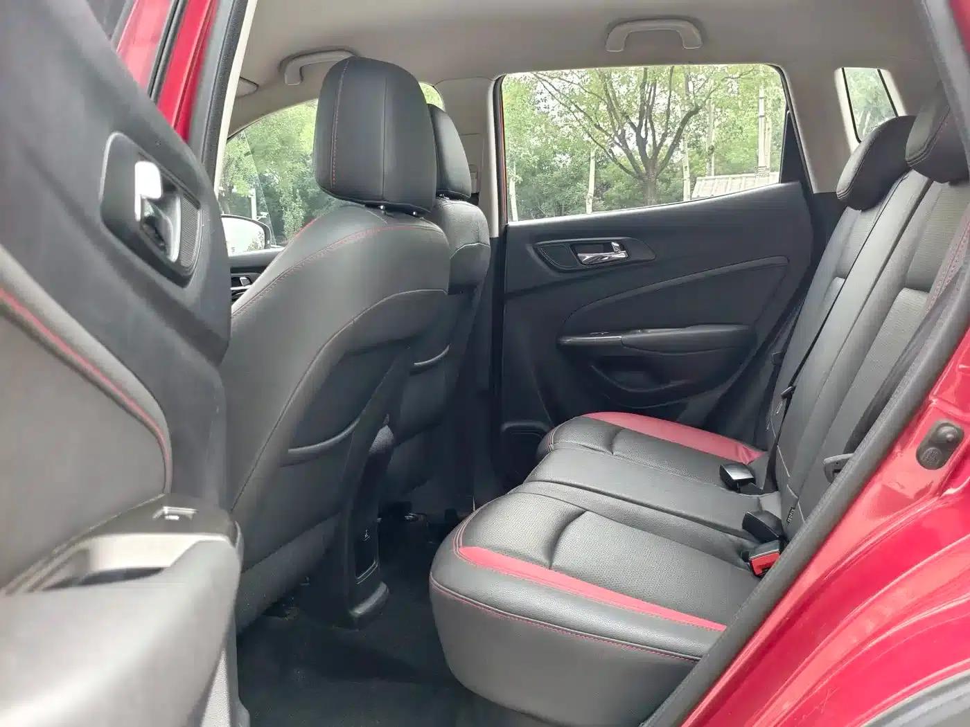 Changan CS15 2016 1.5L Automatic Fashion Edition — миниатюра 8