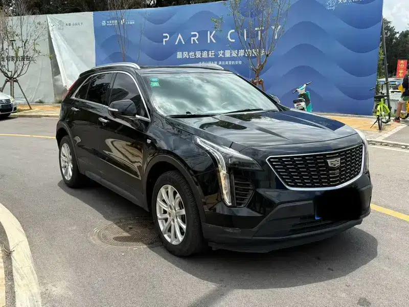 2018 Cadillac XT4 28T Two-Wheel Drive Technical Edition — миниатюра 3