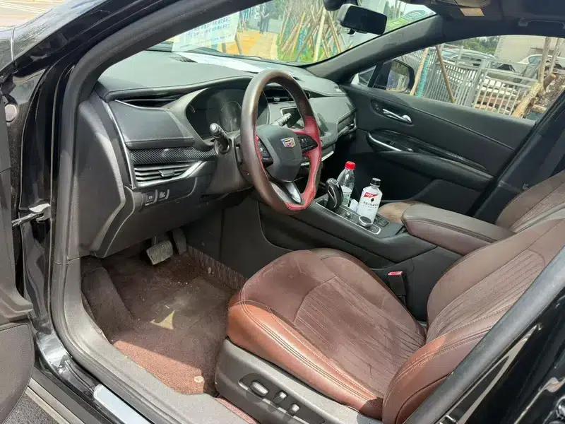 2018 Cadillac XT4 28T Two-Wheel Drive Technical Edition — миниатюра 8