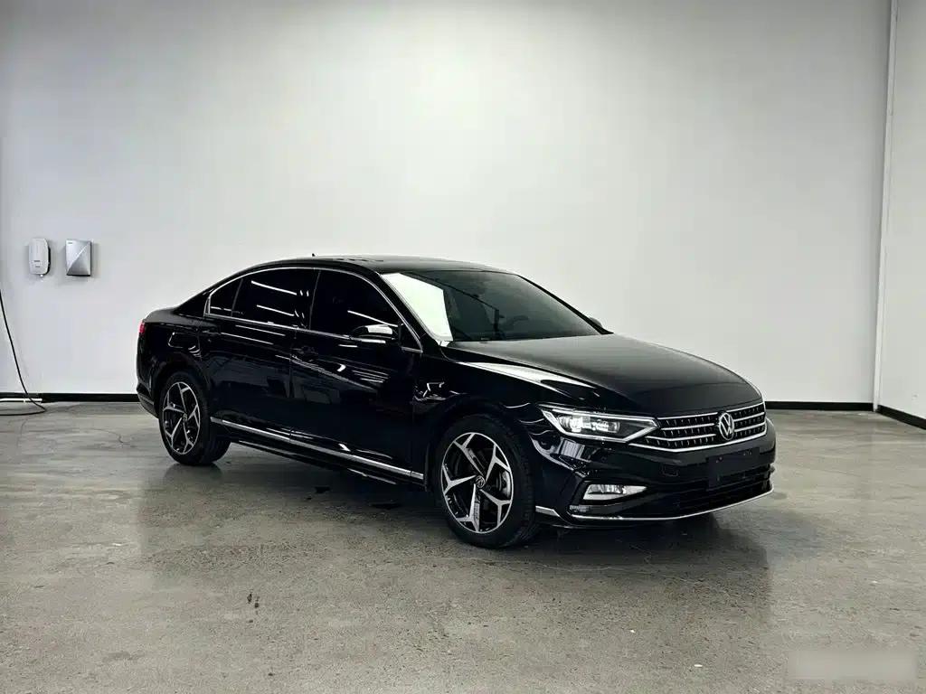 Volkswagen Magotan 2023 2 Millionth Unit Commemorative Edition 330TSI DSG Leading Model — миниатюра 8