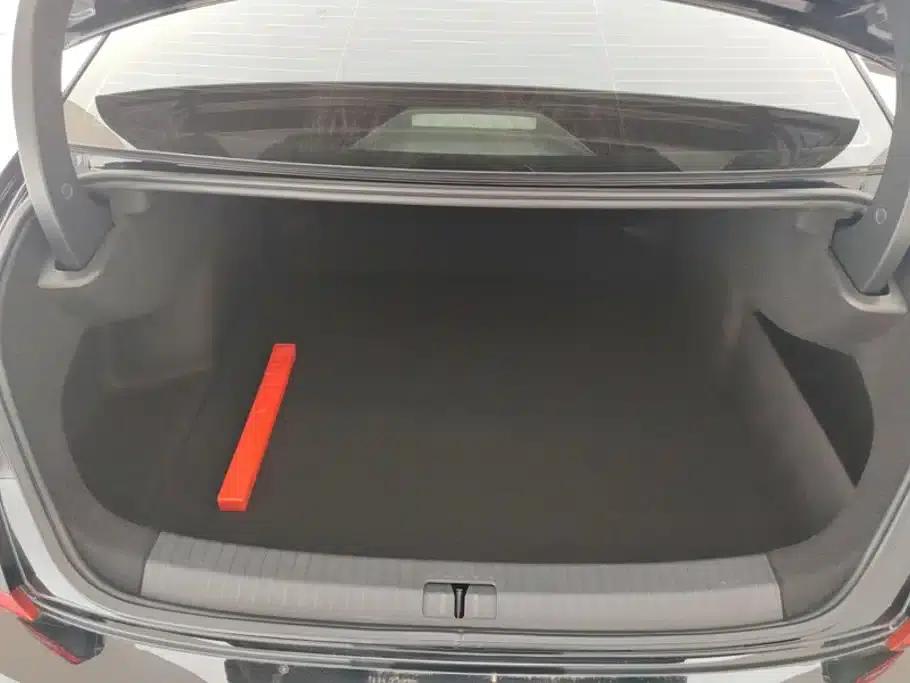 2022 Passat 330TSI Luxury Edition — миниатюра 4