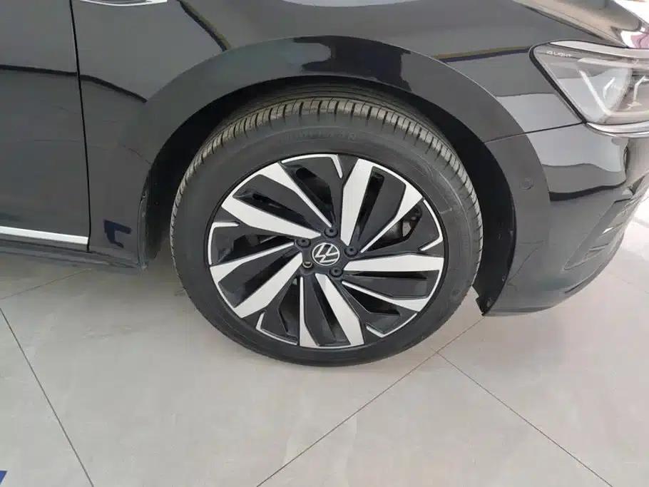 2022 Passat 330TSI Luxury Edition — миниатюра 6
