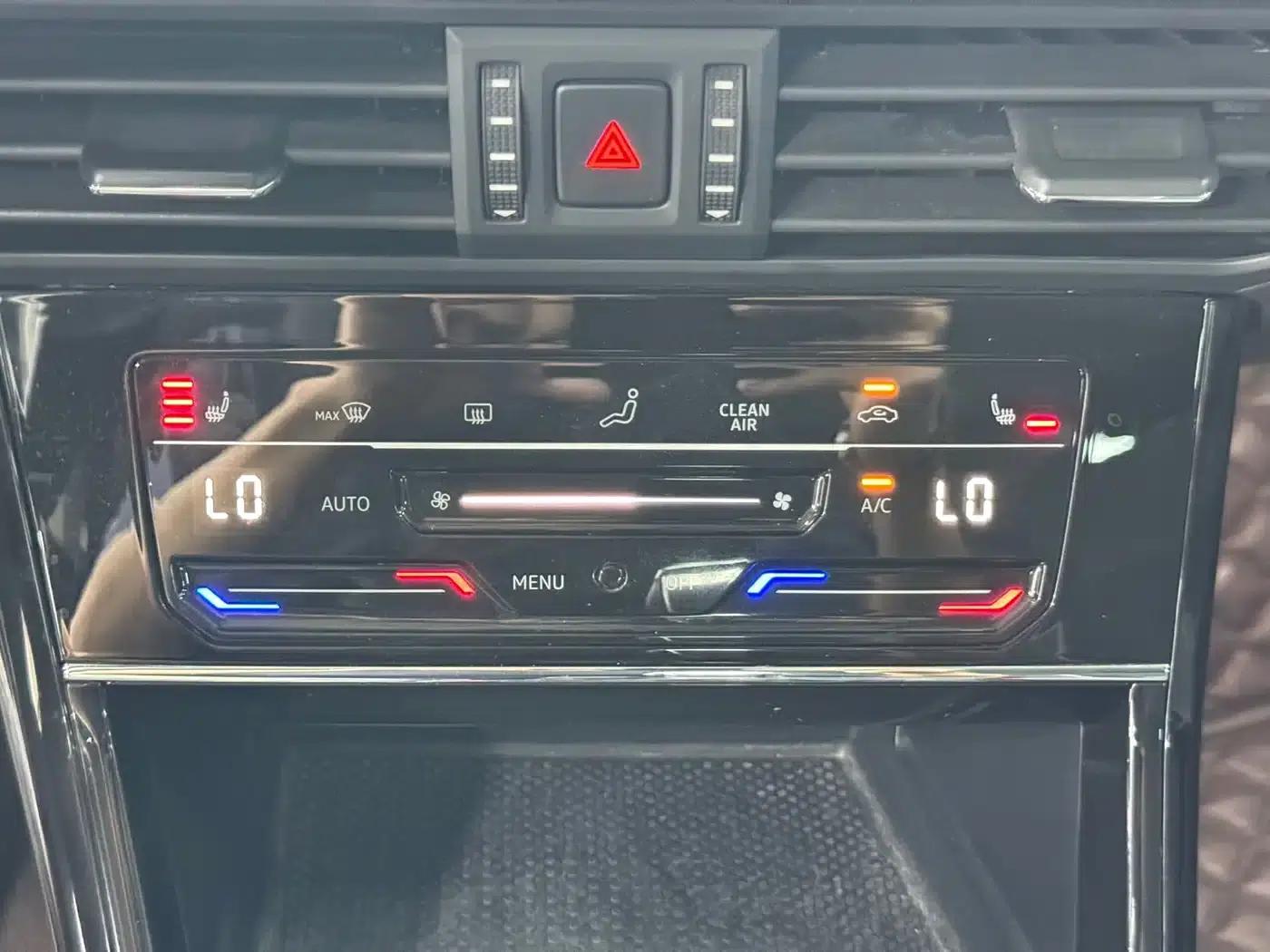 2023 Passat Facelift 280TSI Starry Sky Elite Edition — миниатюра 9