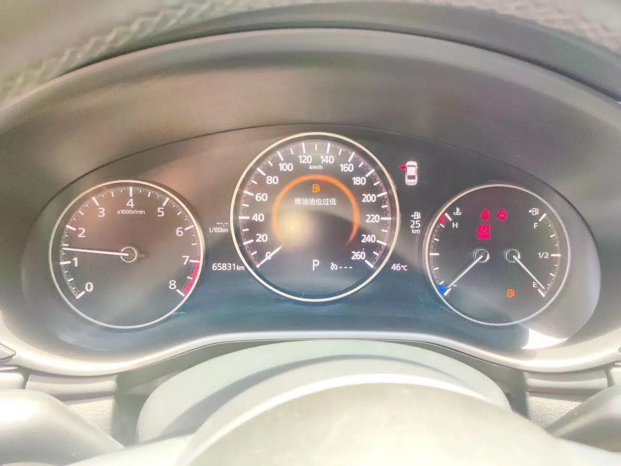 Mazda 3 Axela 2020 2.0L Automatic Luxury Version — миниатюра 11