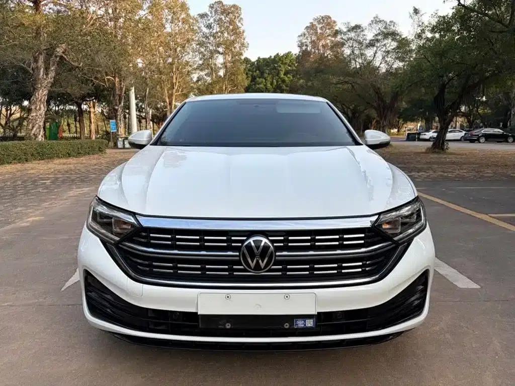 2023 Volkswagen Sagitar 280TSI DSG Super Edition — миниатюра 2