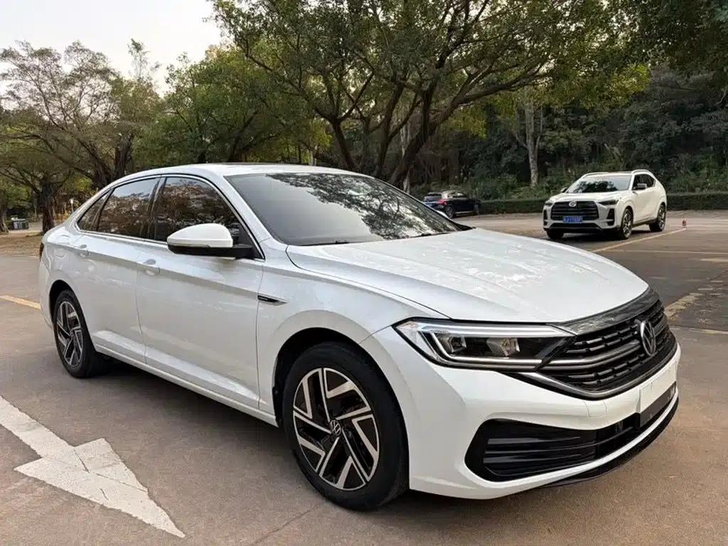2023 Volkswagen Sagitar 280TSI DSG Super Edition — миниатюра 3