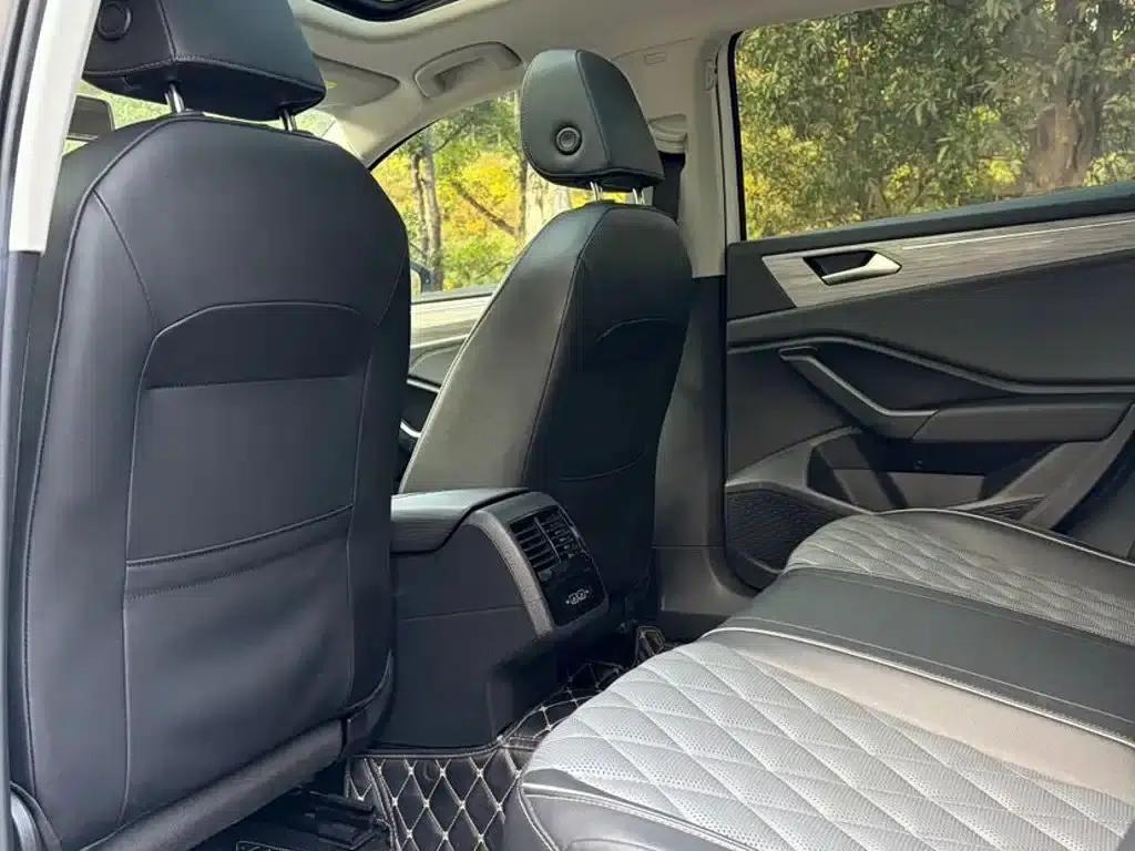 2023 Volkswagen Sagitar 280TSI DSG Super Edition — миниатюра 6