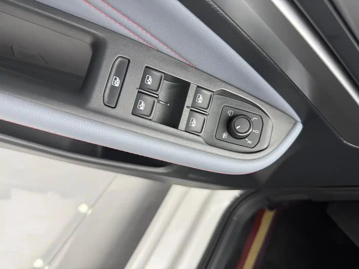 Lamando 2022 Lamando L 280TSI DSG Hot Edition — миниатюра 8
