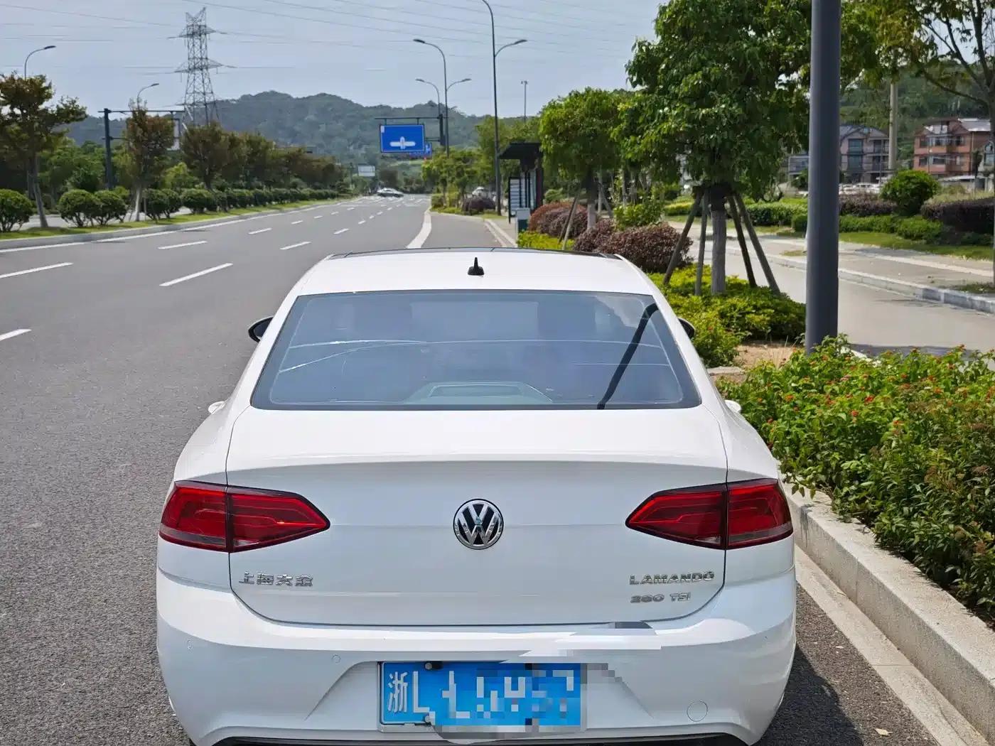 Lamando 2015 280TSI DSG Comfort Edition — миниатюра 5
