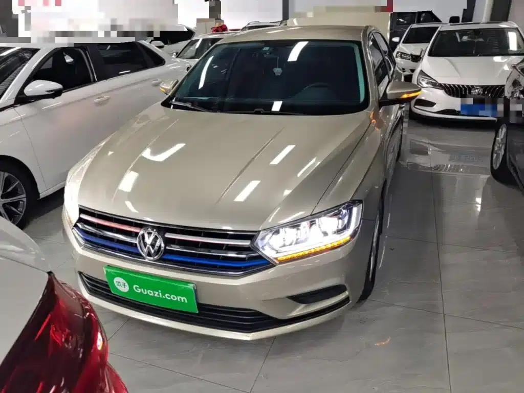 2018 Volkswagen Bora 1.5L Automatic Fashion Edition — миниатюра 3