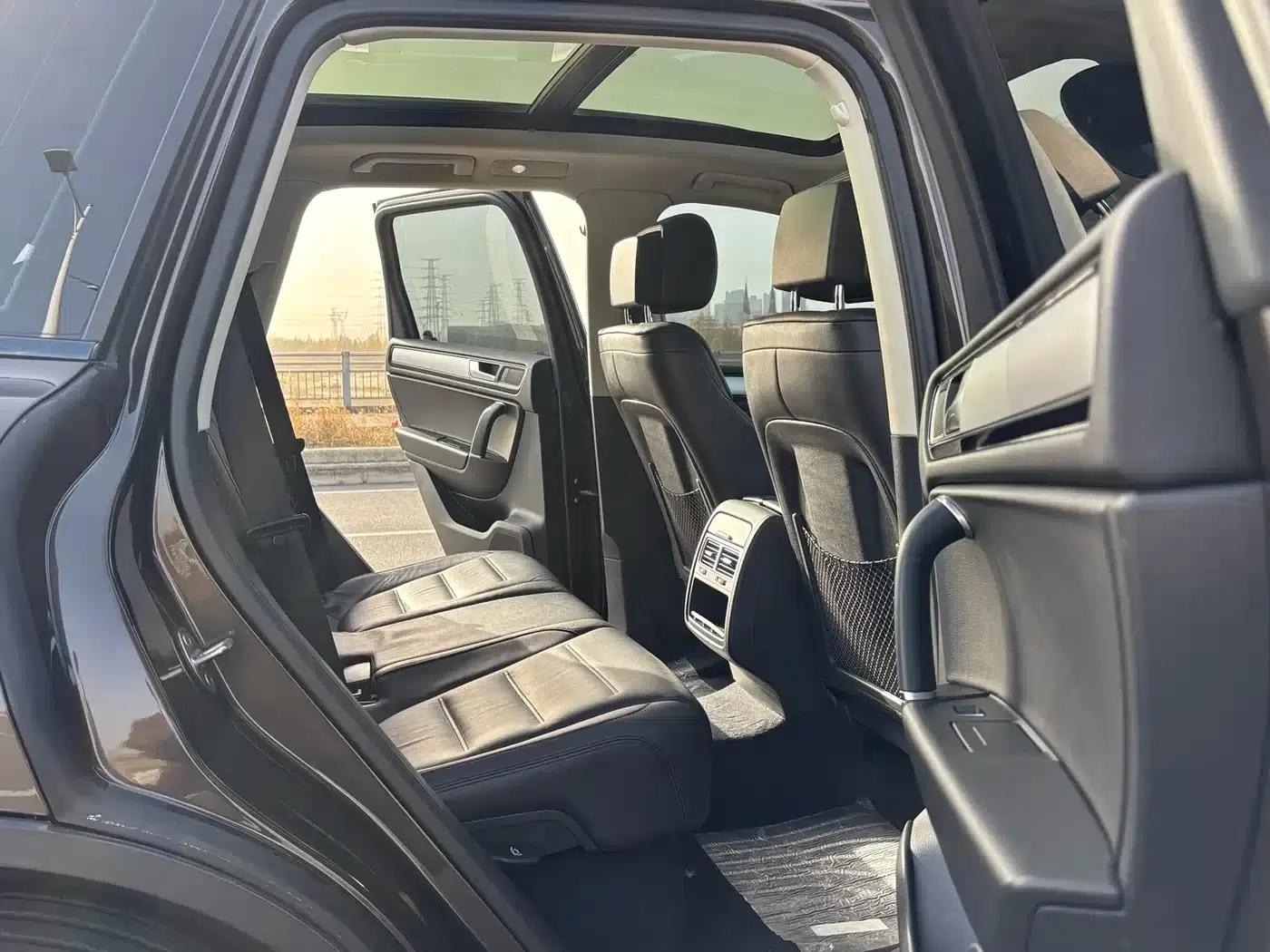 Touareg 2016 3.0TSI Standard Edition — миниатюра 13