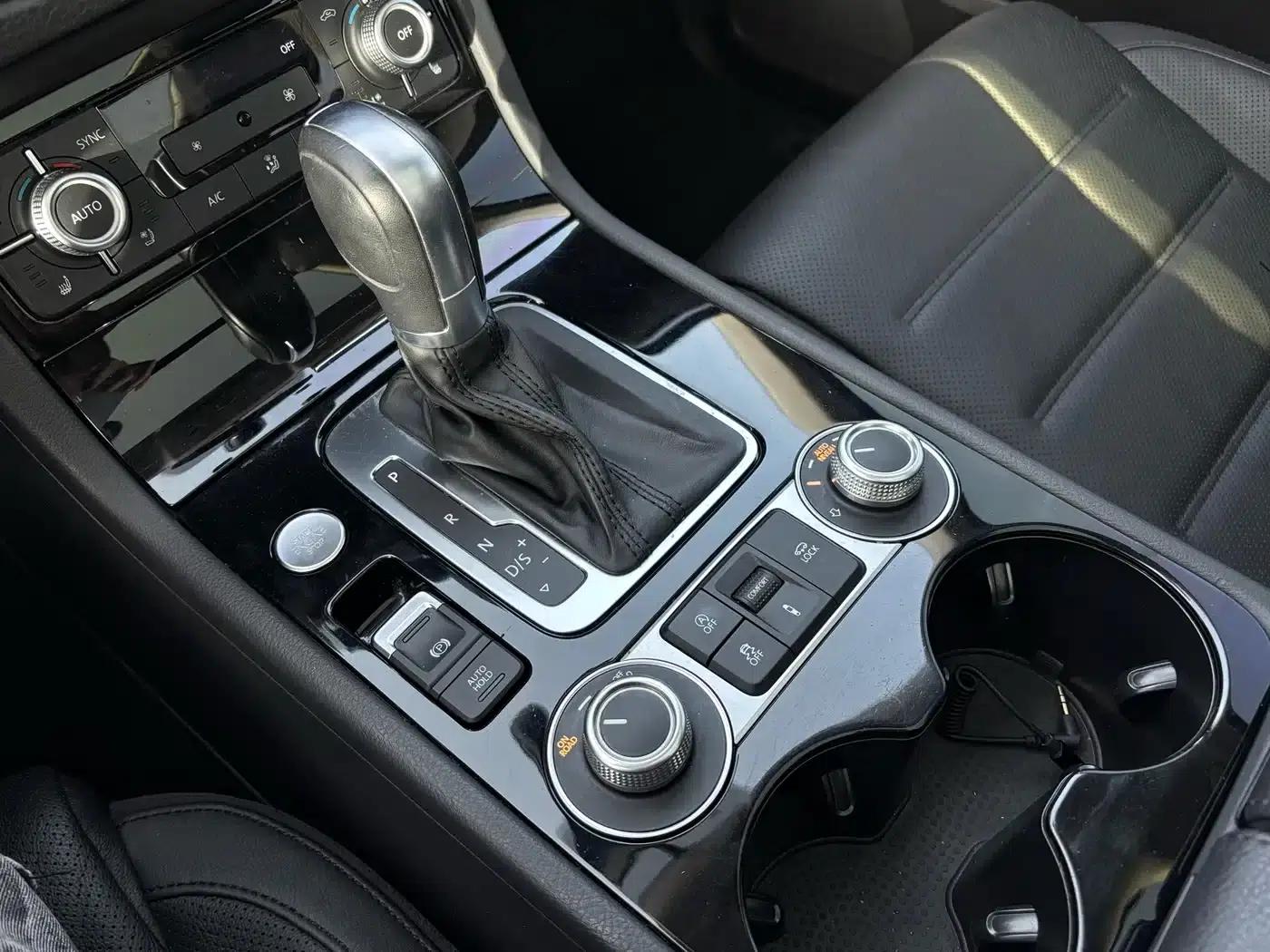 Touareg 2016 3.0TSI Standard Edition — миниатюра 16