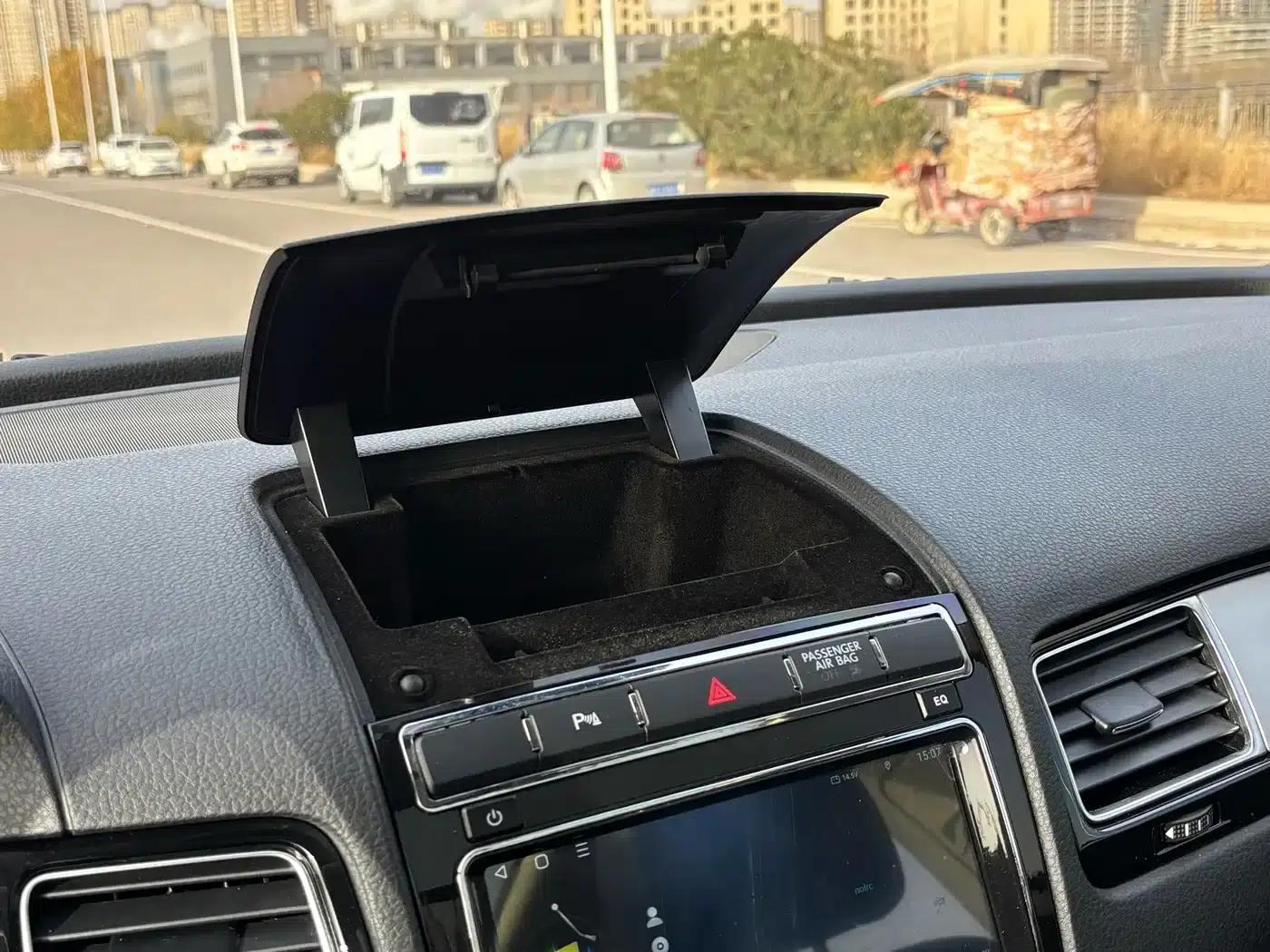 Touareg 2016 3.0TSI Standard Edition — миниатюра 20