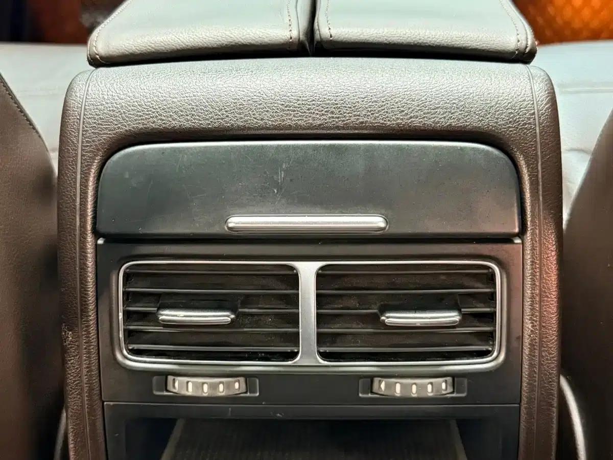 Touareg 2011 3.0TDI Diesel Comfort Model — миниатюра 14