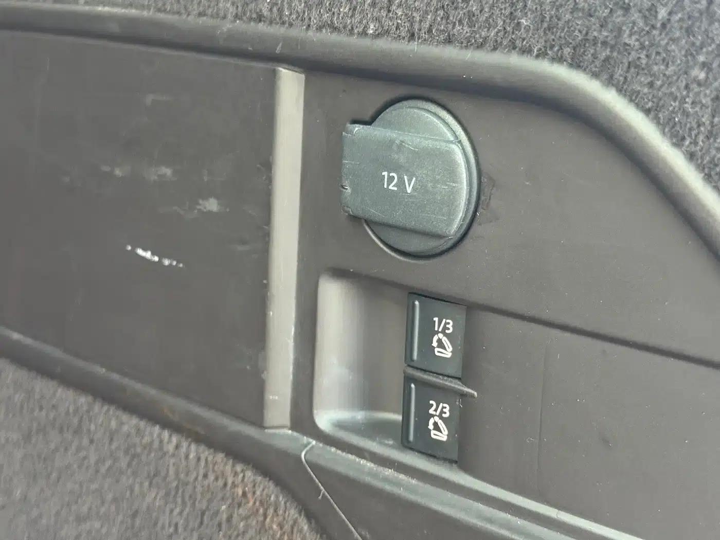 Touareg 2011 3.0TDI Diesel Standard Edition — миниатюра 28