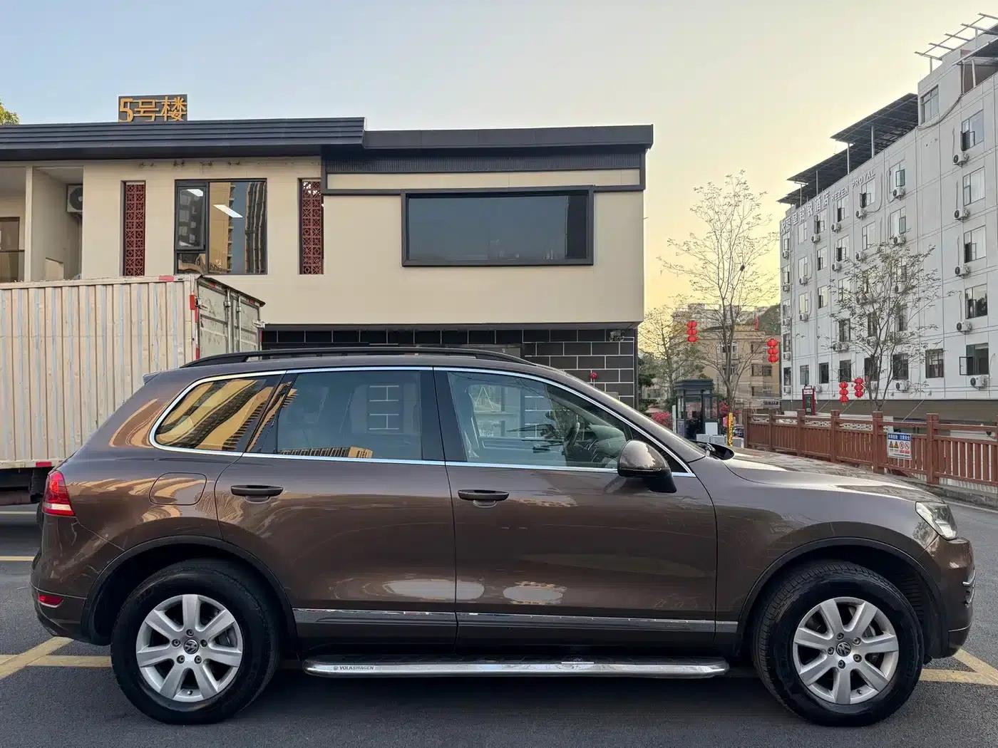 Touareg 2011 3.0TDI Diesel Standard Edition — миниатюра 8