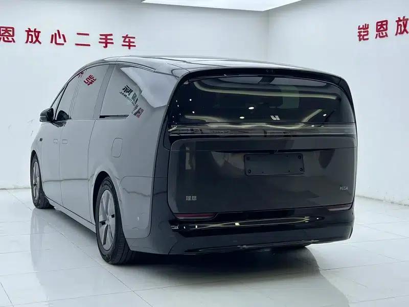 Li Auto MEGA 2024 Ultra Edition — миниатюра 4