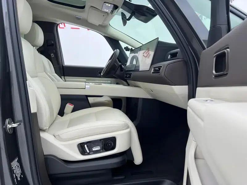 Li Auto MEGA 2024 Ultra Edition — миниатюра 10