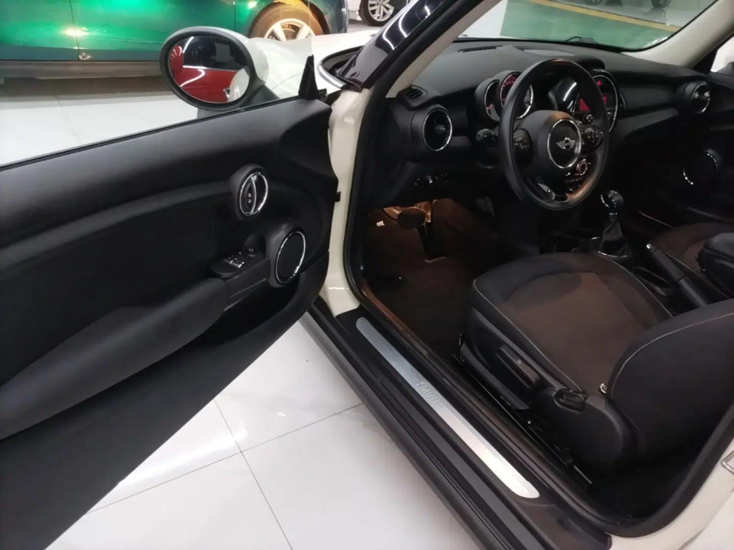 MINI 2016 1.2T ONE Pioneer Edition — миниатюра 18
