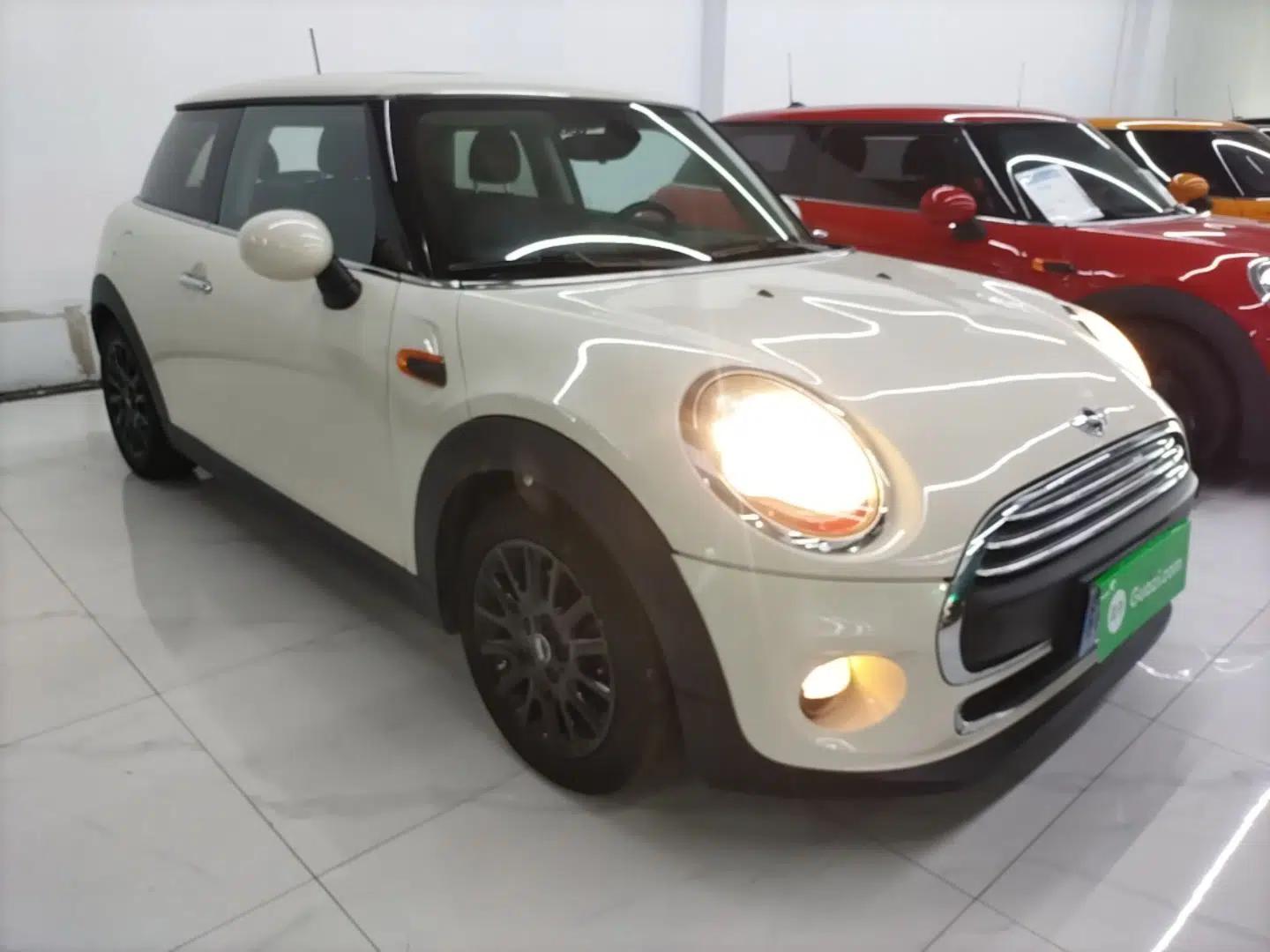 MINI 2016 1.2T ONE Pioneer Edition — миниатюра 3