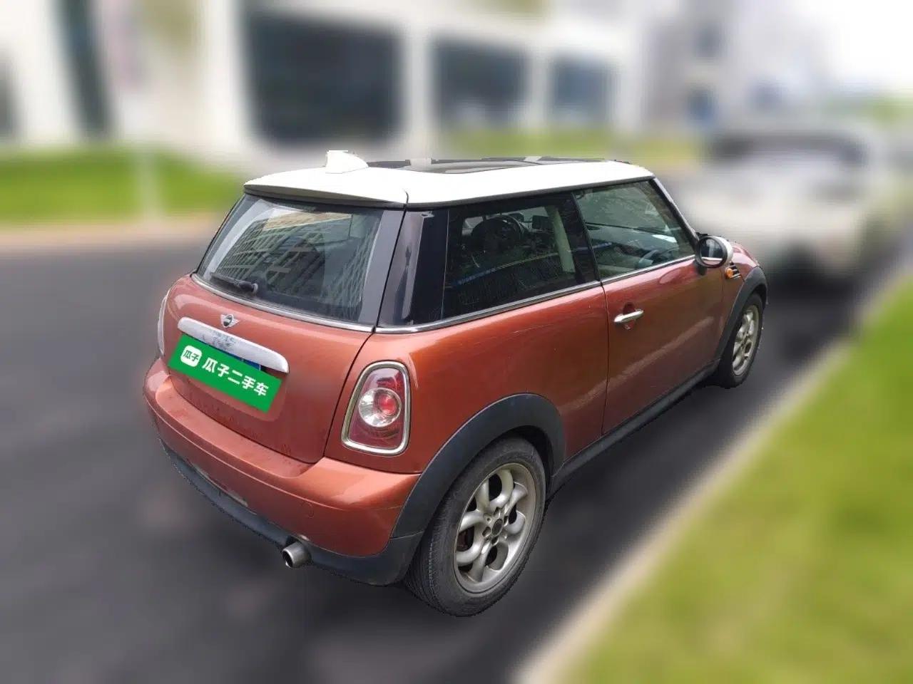 MINI 2011 1.6L COOPER Fun — миниатюра 6