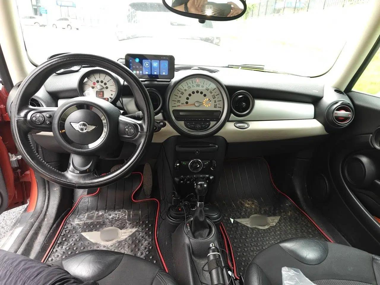 MINI 2011 1.6L COOPER Fun — миниатюра 9