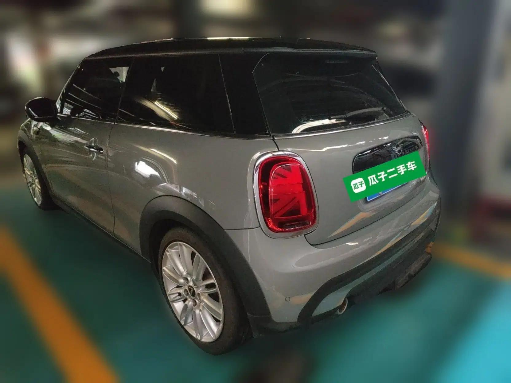 MINI 2022 Updated 1.5T COOPER Classic Edition — миниатюра 4